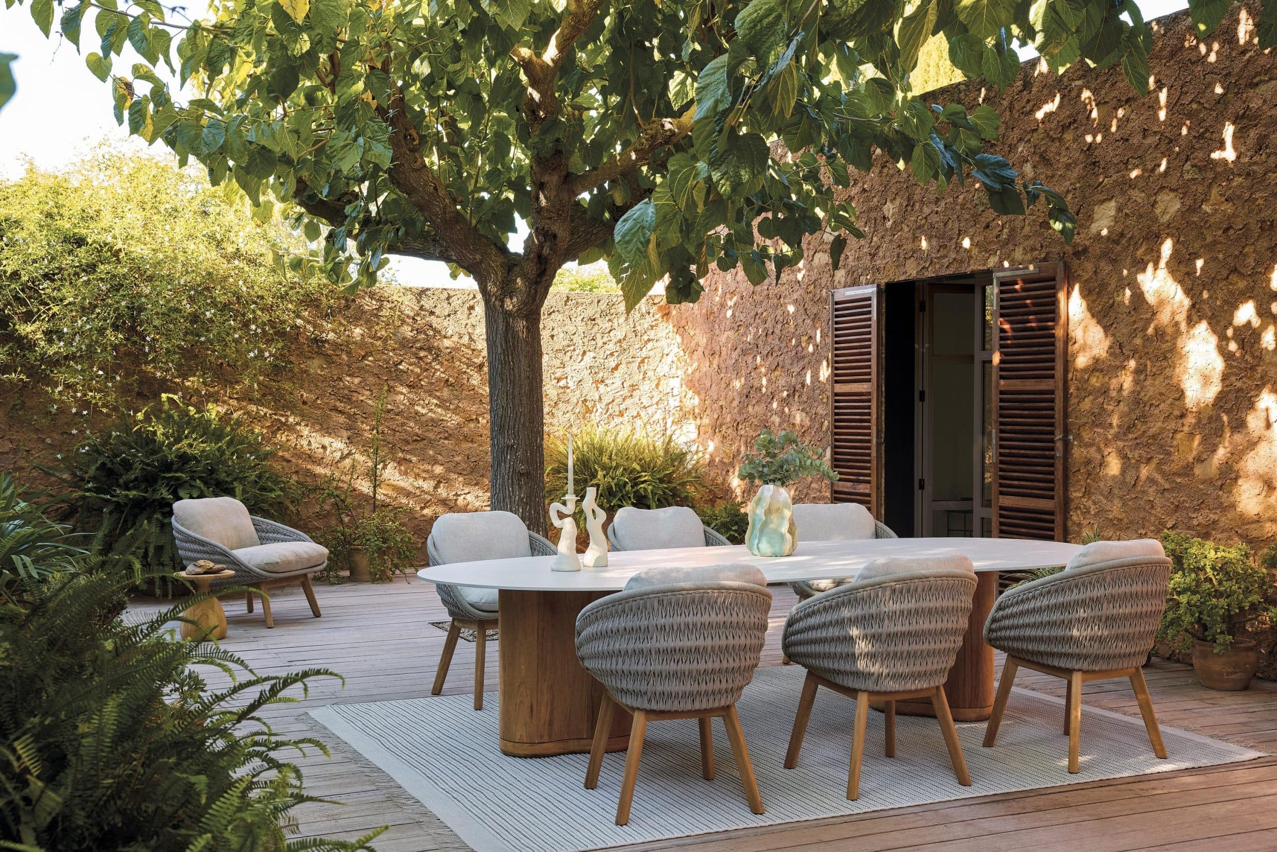 Outdoor carpets